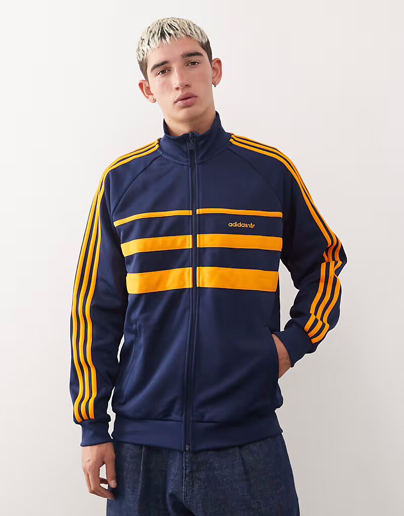 

Спортивный топ First в темно-синем и оранжевом цветах Adidas Originals