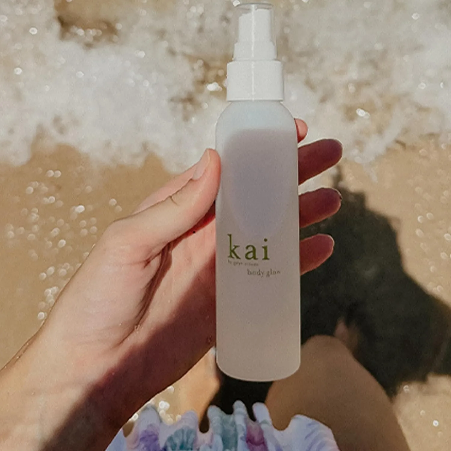 kai body glow rose, 4 Fl Oz (118 мл), сухое масло для тела с экстрактами жожоба, ромашки и огурца, увлажняет и придает сияние с чистым свежим ароматом и нотой розового абсолюта, произведено в сша — фото 4