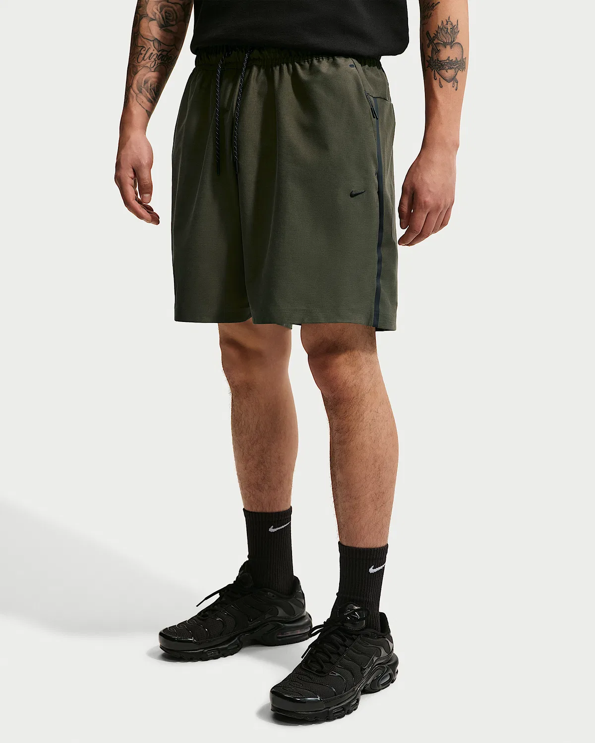 Мужские шорты Nike Tech Dri-FIT Shori Knit, Cargo Khaki/Black — фото 2