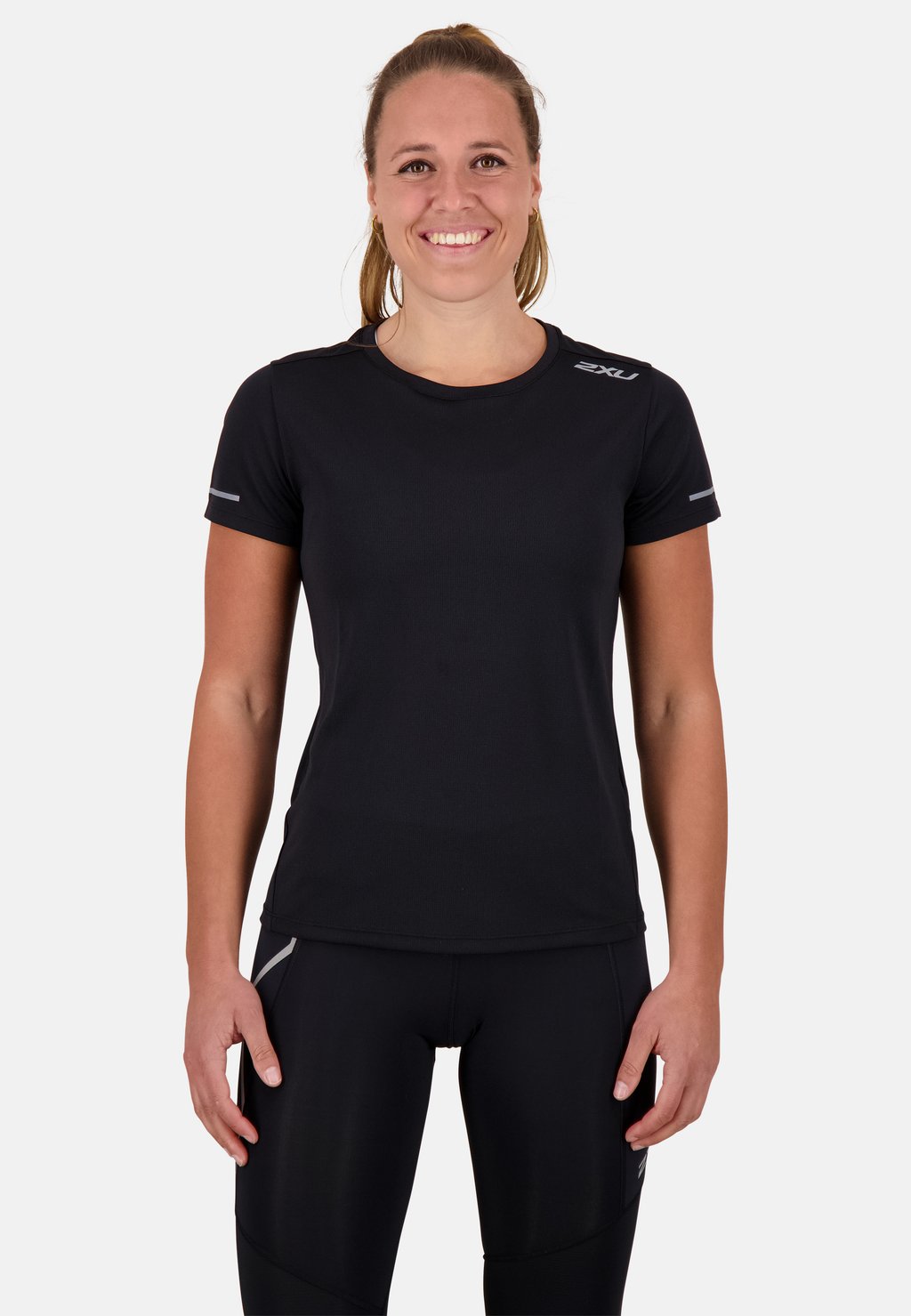 

Базовая футболка AERO TEE 2XU, черный