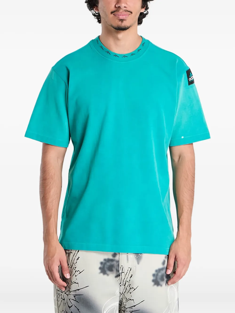 

Футболка с нашивкой-логотипом Adidas, зеленый