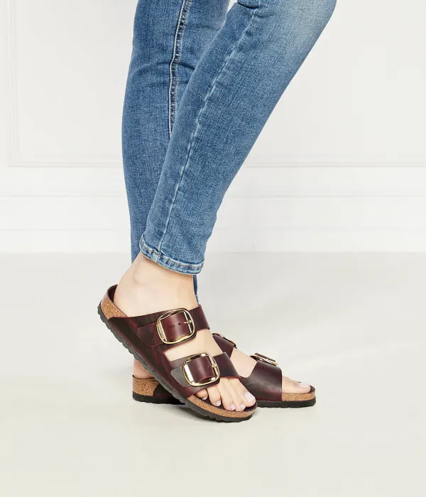 Кожаные тапочки Arizona с большой пряжкой Birkenstock, красный — фото 2