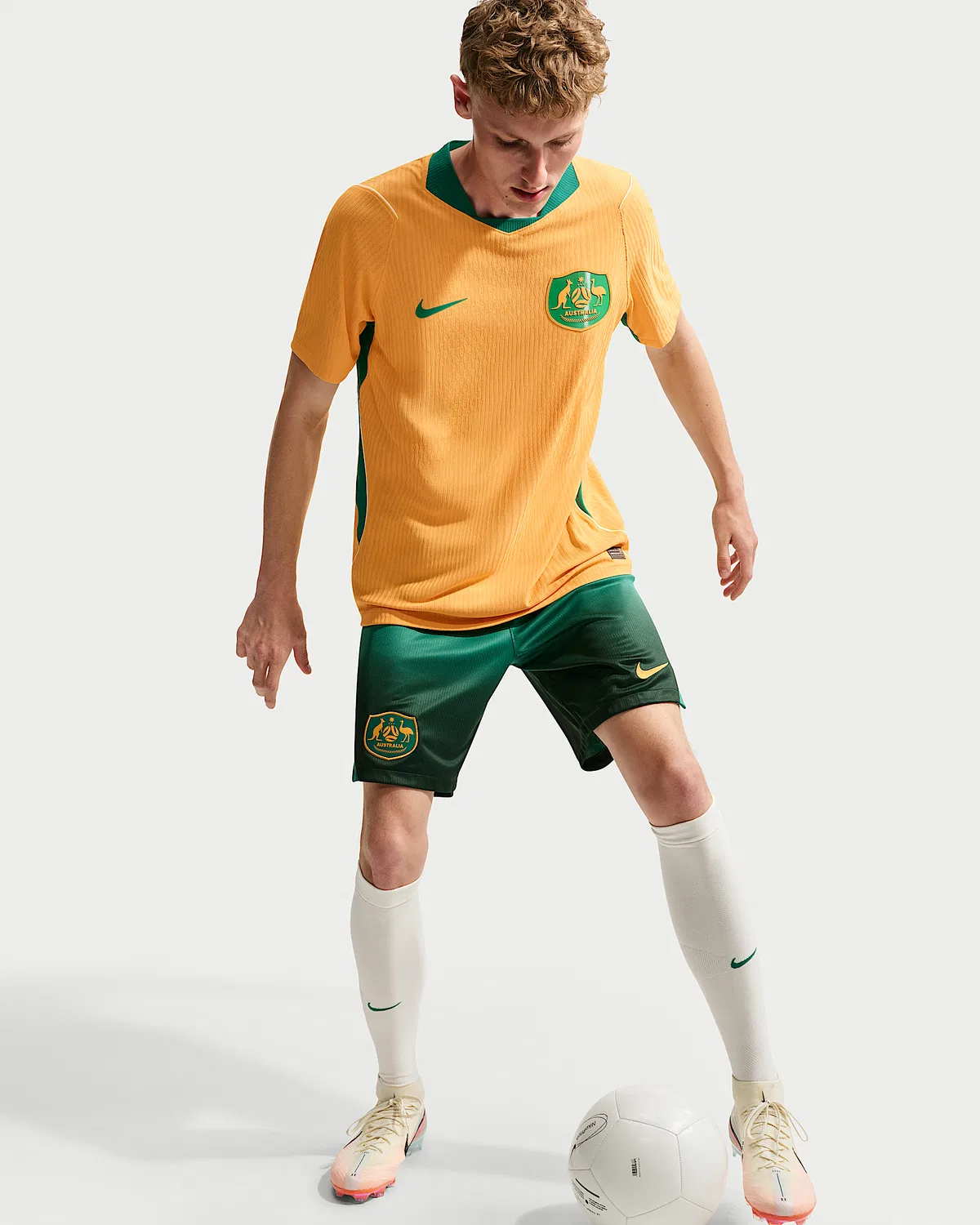 Мужские шорты Nike Dri-FIT Soccer Replica Australia 2026 Stadium Home, Mystic Green/Pro Green/Sail/Sport Gold — фото 4