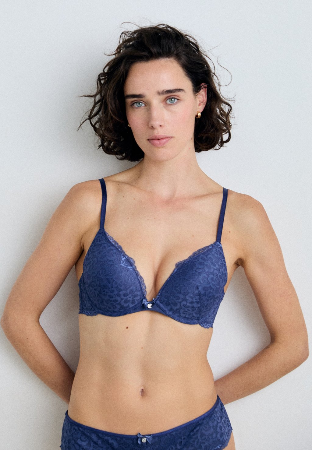 

Бюстгальтер пуш-ап MARINE Hunkemöller, темно-синий