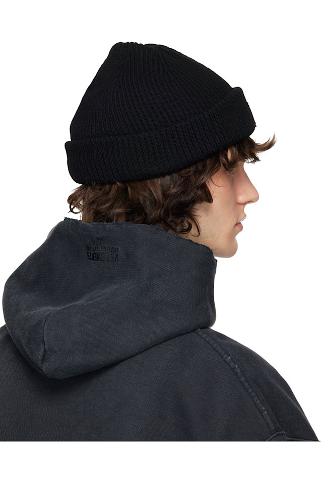 Кожаная байкерская шапка с крестообразным логотипом Vetements, черный — фото 3