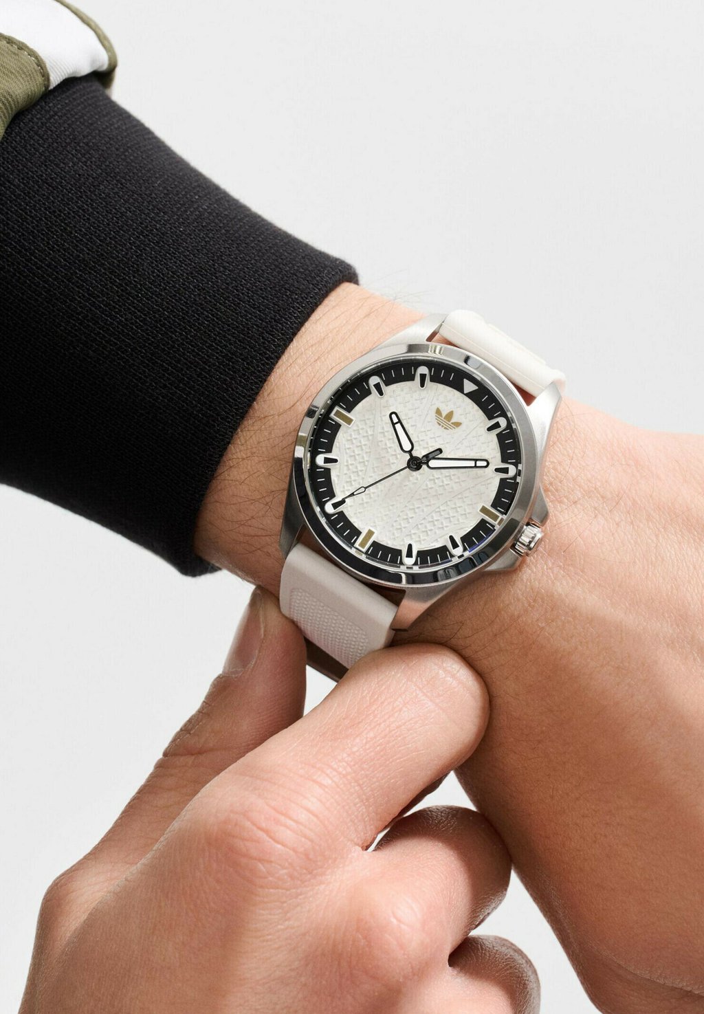

Часы QUARTZ ANALOG ORIGINALS ICONIC ONE Adidas Originals, белый