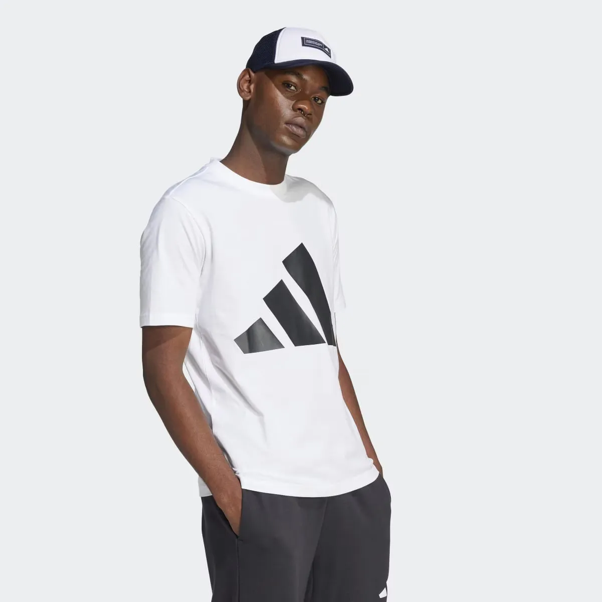 Мужская футболка Adidas Essentials с большим логотипом, белый — фото 4