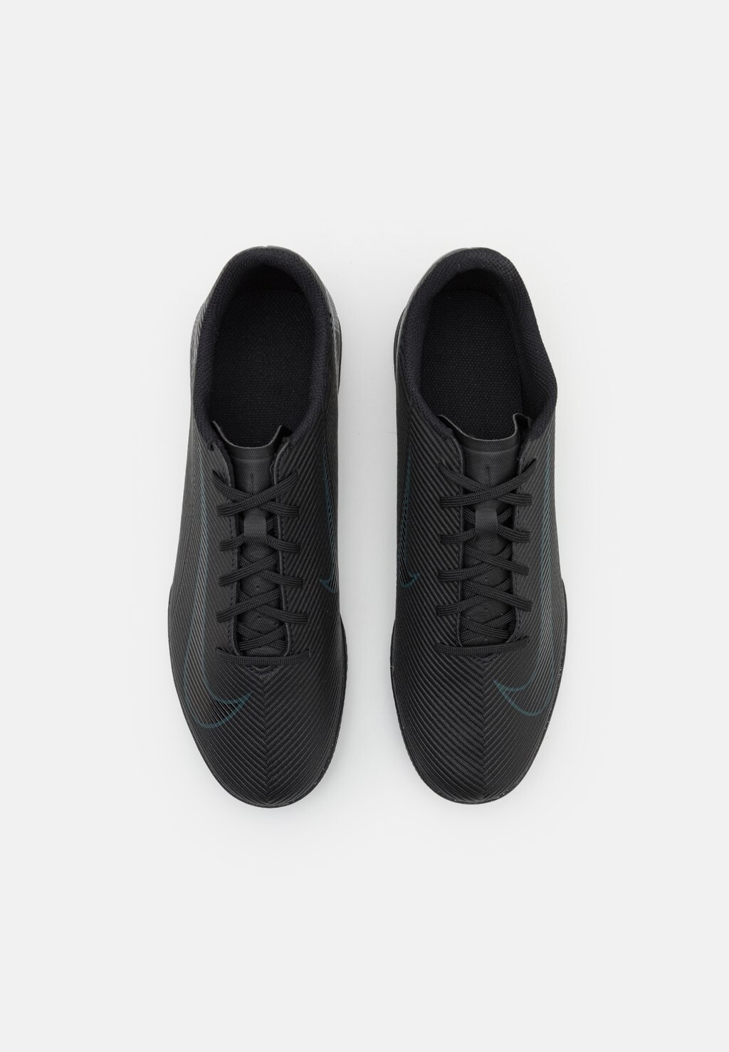 

Футбольные бутсы VAPOR 16 CLUB IC Nike, черный