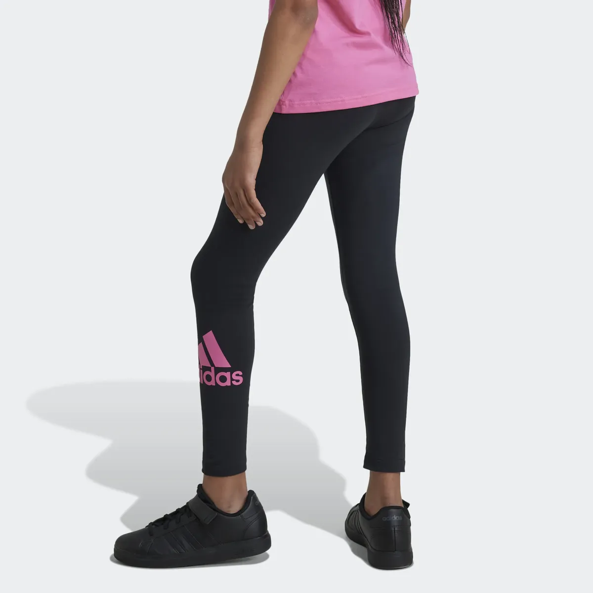 

Леггинсы Adidas Sportswear "ESSENTIALS BIG LOGO COTTON TIGHT" (1 шт.), черный