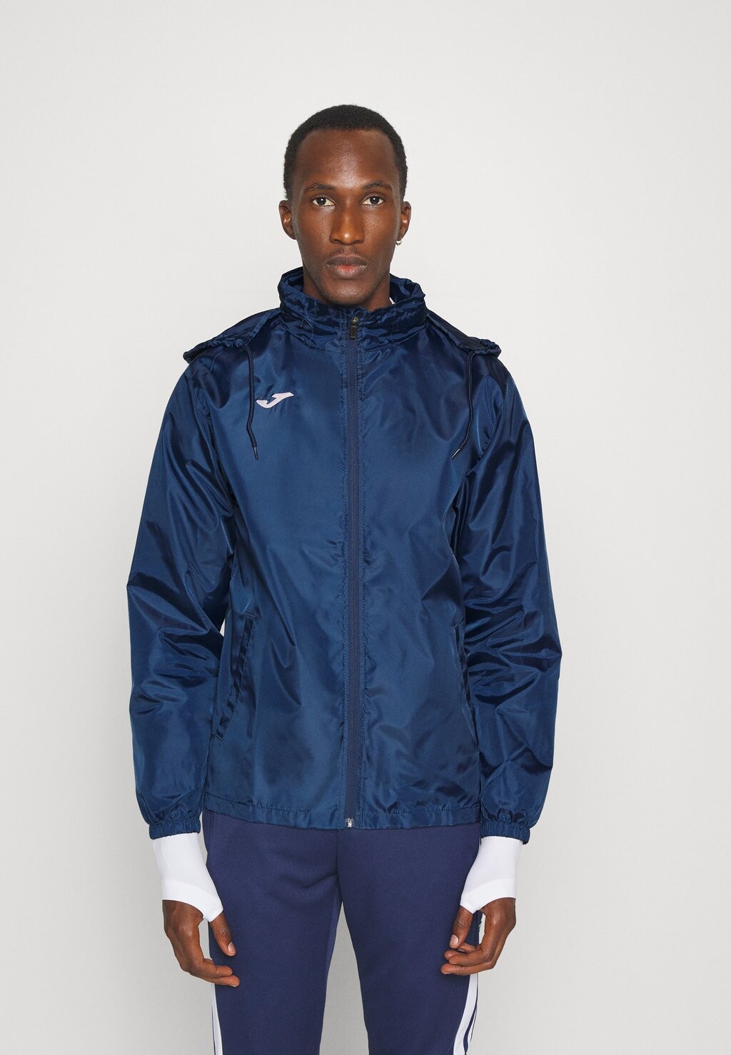 

Спортивная куртка Joma IRIS RAINJACKET, цвет Dark Navy, Синий, Спортивная куртка Joma IRIS RAINJACKET, цвет Dark Navy