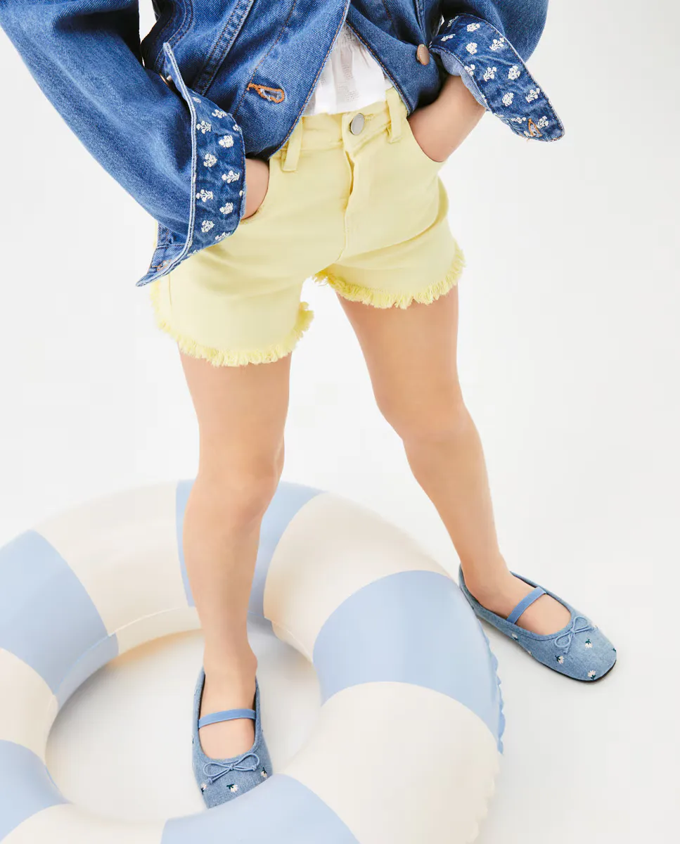

Джинсовые шорты для девочек Kids El Corte Inglés, желтый