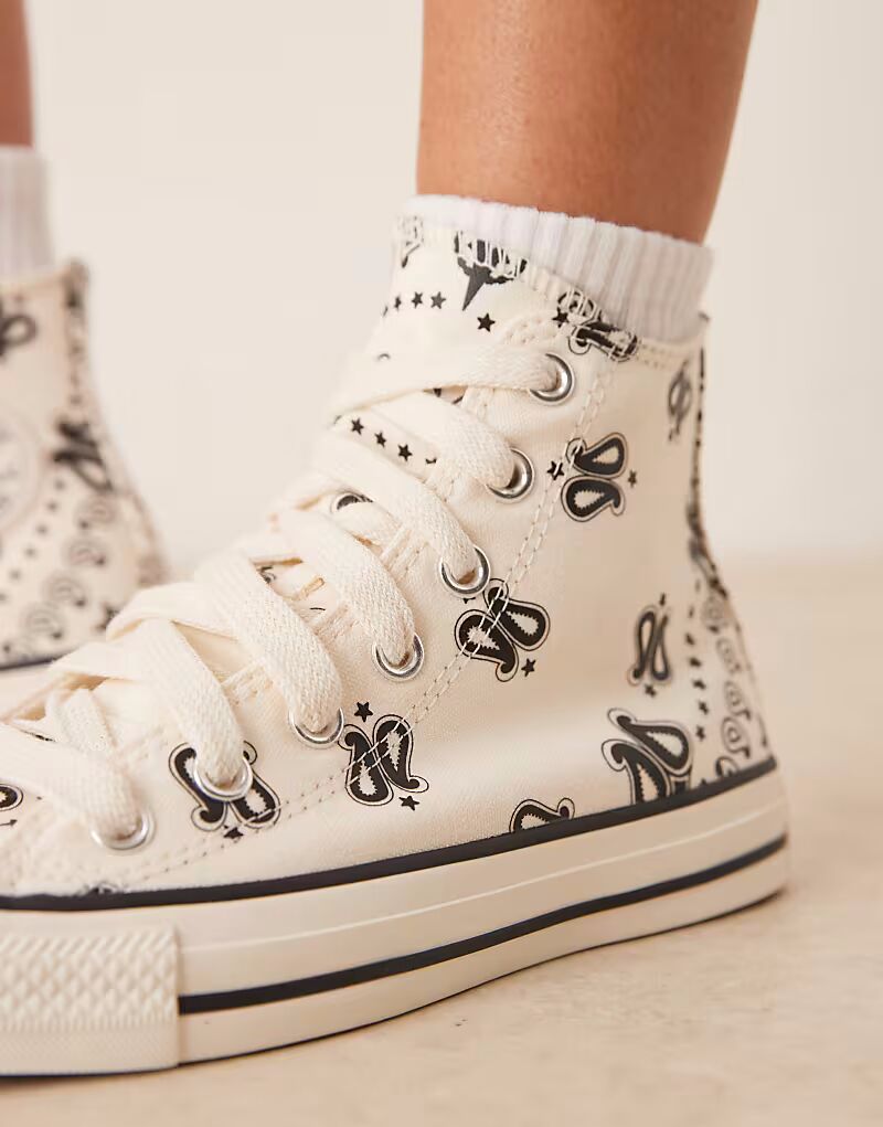 Кеды Converse Chuck Taylor All Star Hi в цвете «кремовый» с цветочным узором — фото 4