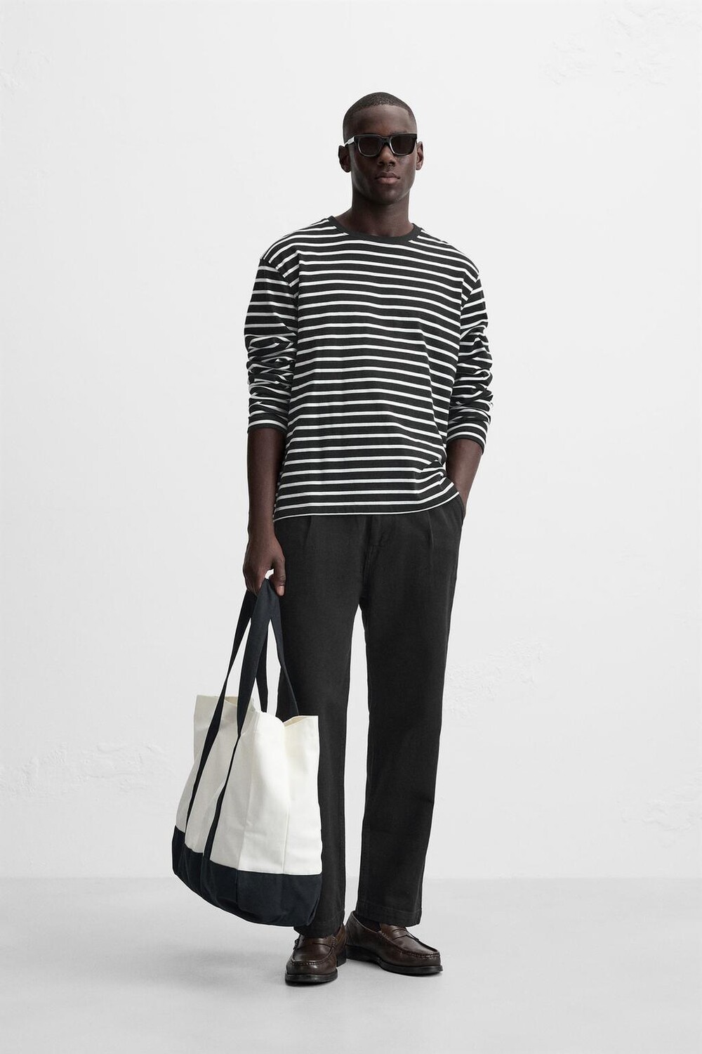 

Брюки стандартного кроя ZARA, черный