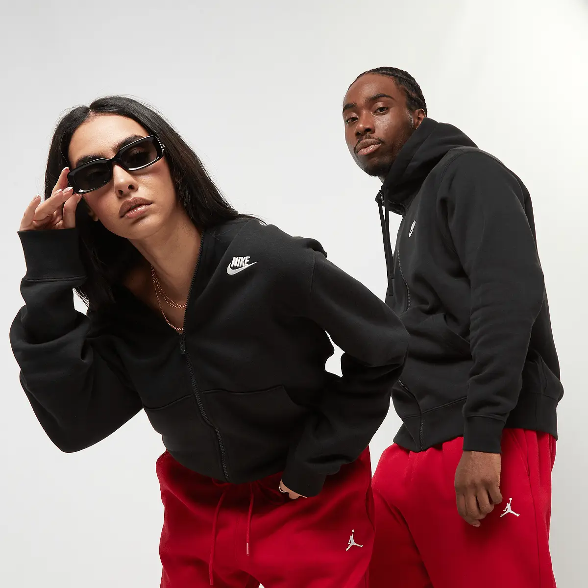 

Худи Nike Club Full Zip, черный
