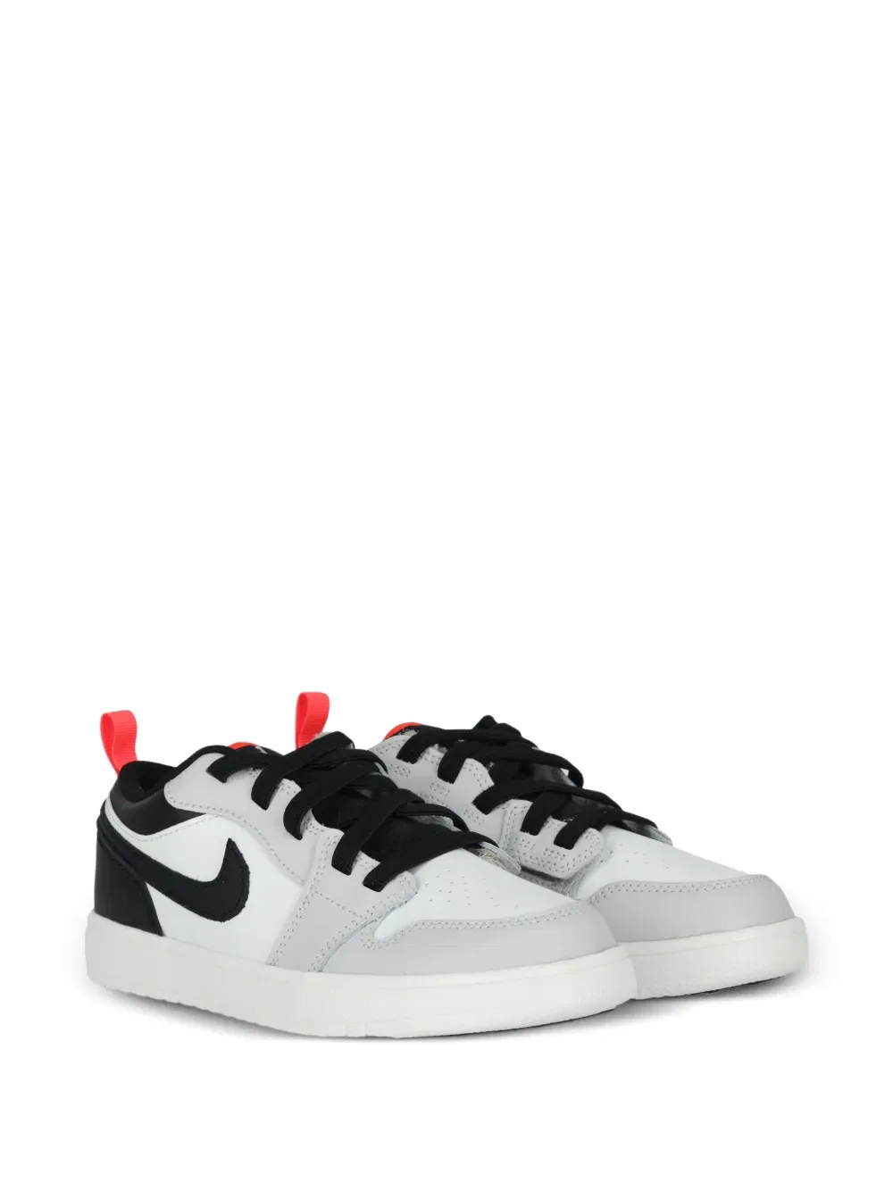 Кроссовки Jordan 1 на шнуровке Jordan Kids, белый