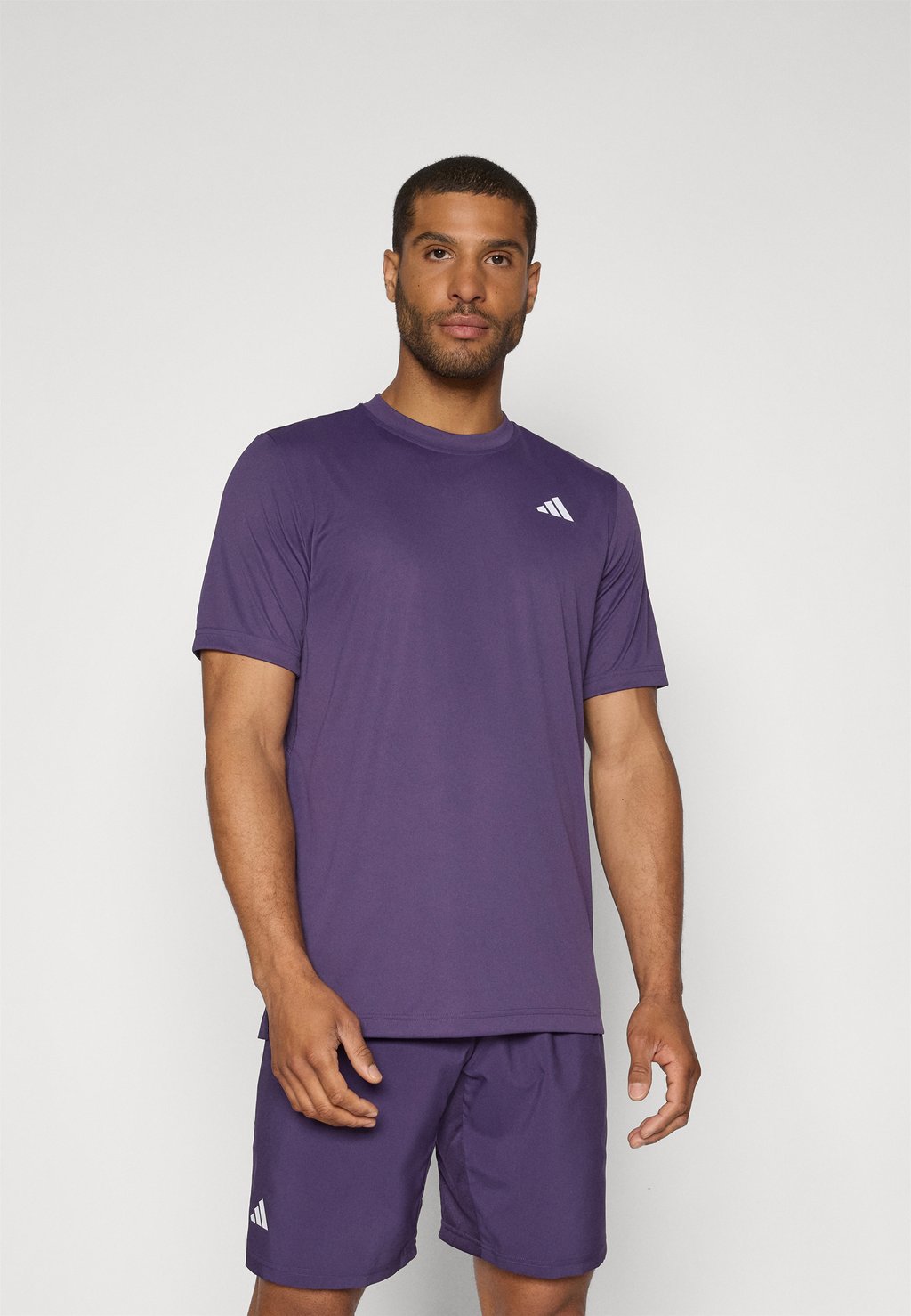 

Спортивная футболка CLUB TEE Adidas Performance, сиреневый