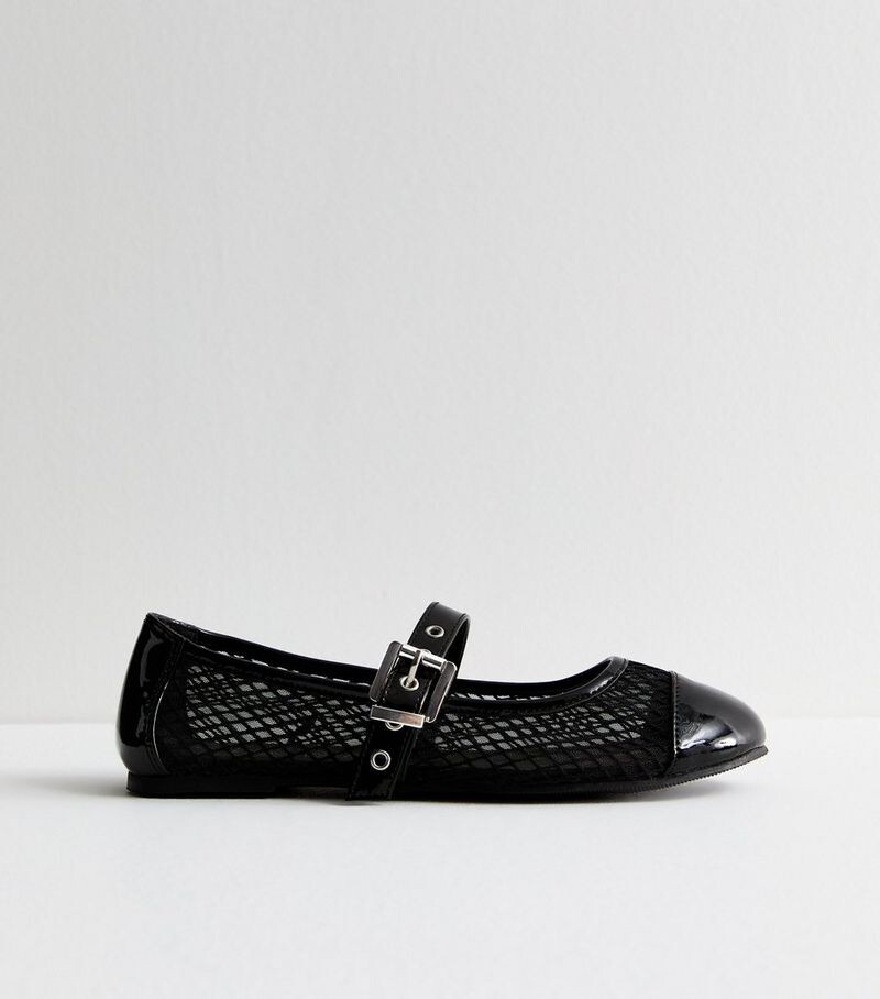 

Черные балетки с сетчатой ​​пряжкой широкого кроя New Look, черный