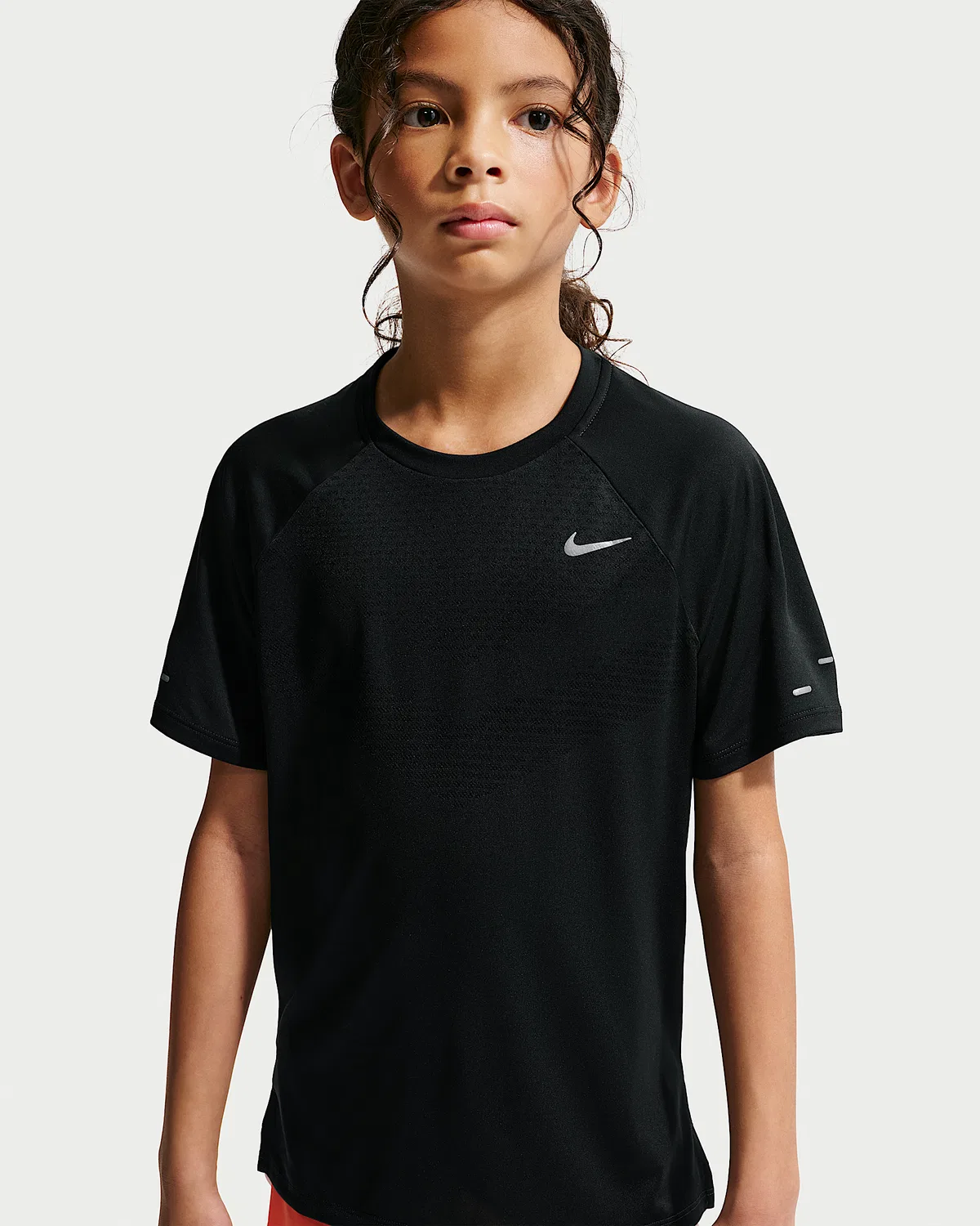 Детская футболка Dri-FIT Nike Stride с коротким рукавом, Black — фото 2