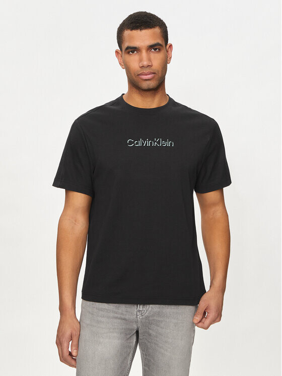 

Футболка стандартного кроя Calvin Klein, черный