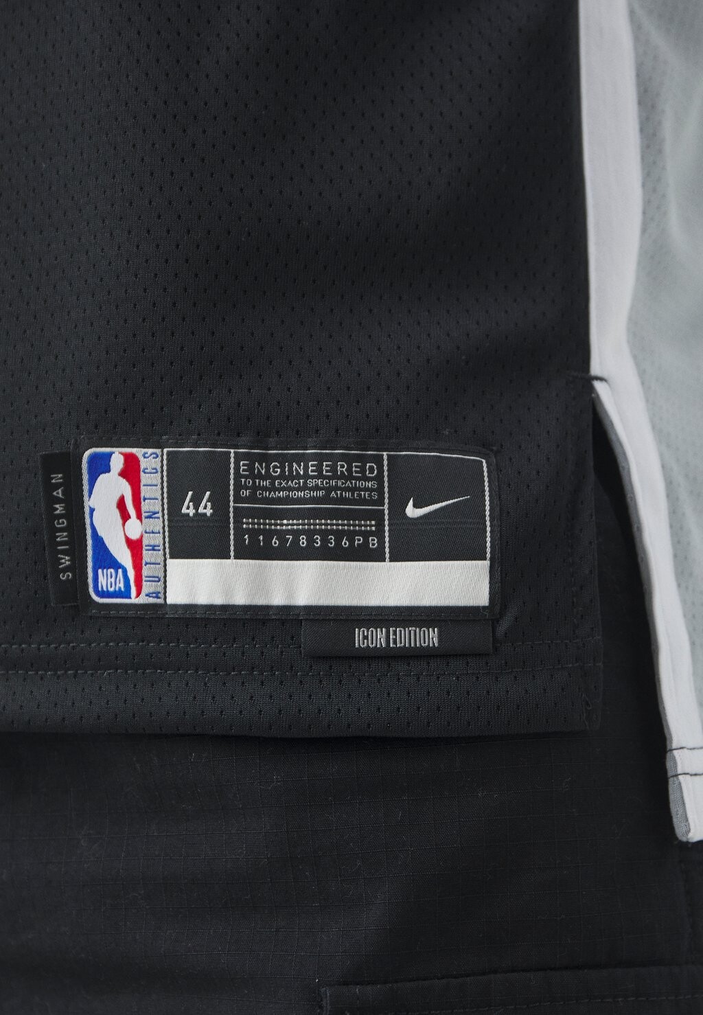 

Клубная одежда San Antonio Spurs Wembanyama Nike, черный
