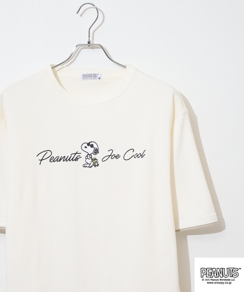 

Футболка с коротким рукавом, с вышивкой силуэта Джо из "Peanuts", кремовая