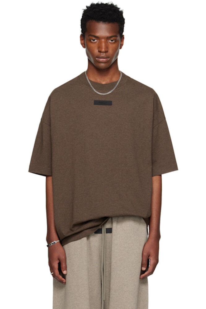 

Коричневая футболка с круглым вырезом Fear of God ESSENTIALS