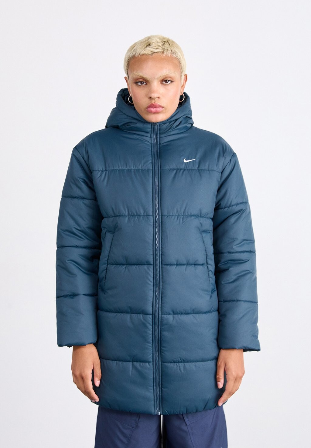 

Зимнее пальто Nike, синий