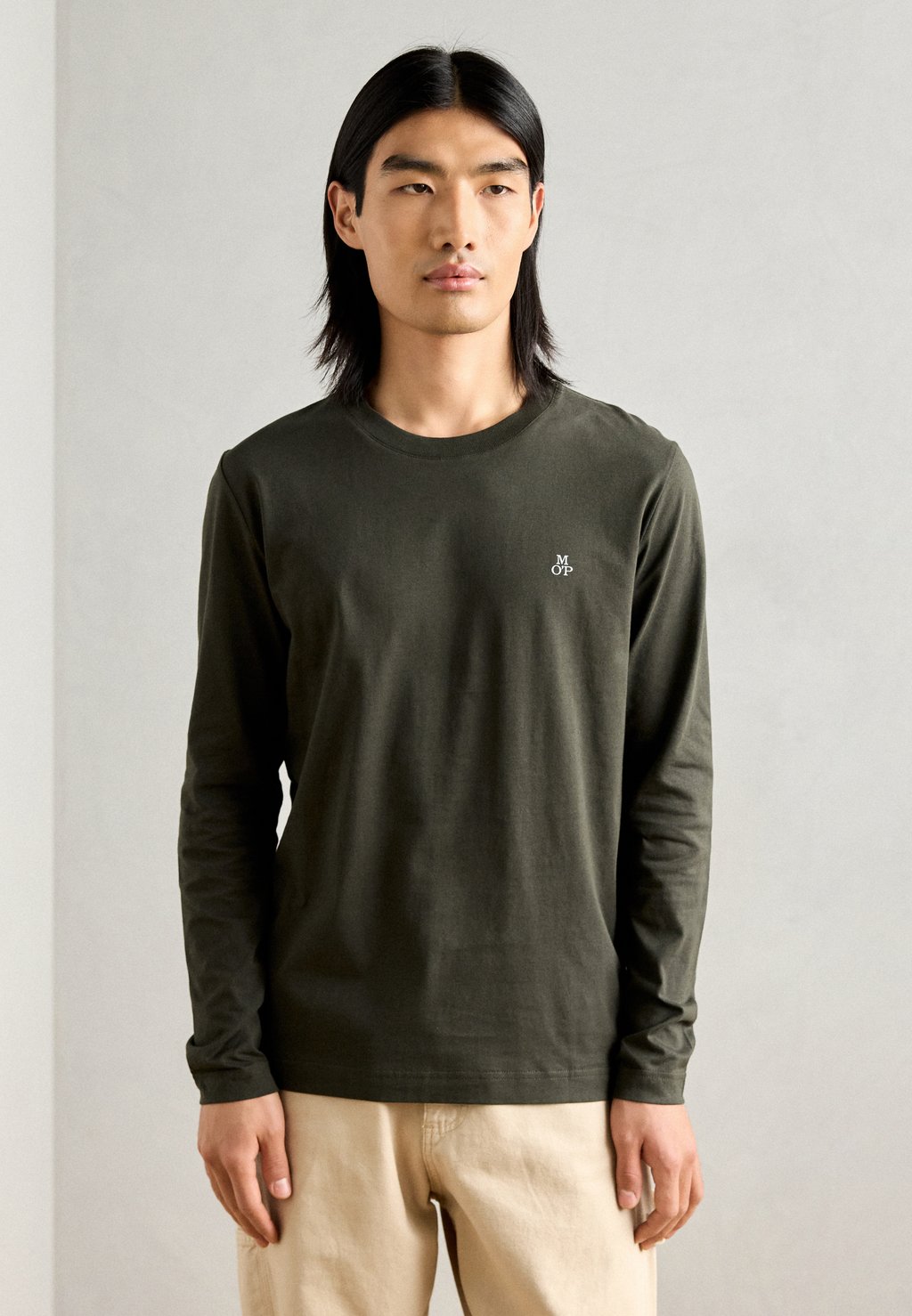 

Топ с длинными рукавами LONG SLEEVE CREW NECK ICON CHEST PRINT Marc O'Polo, хаки