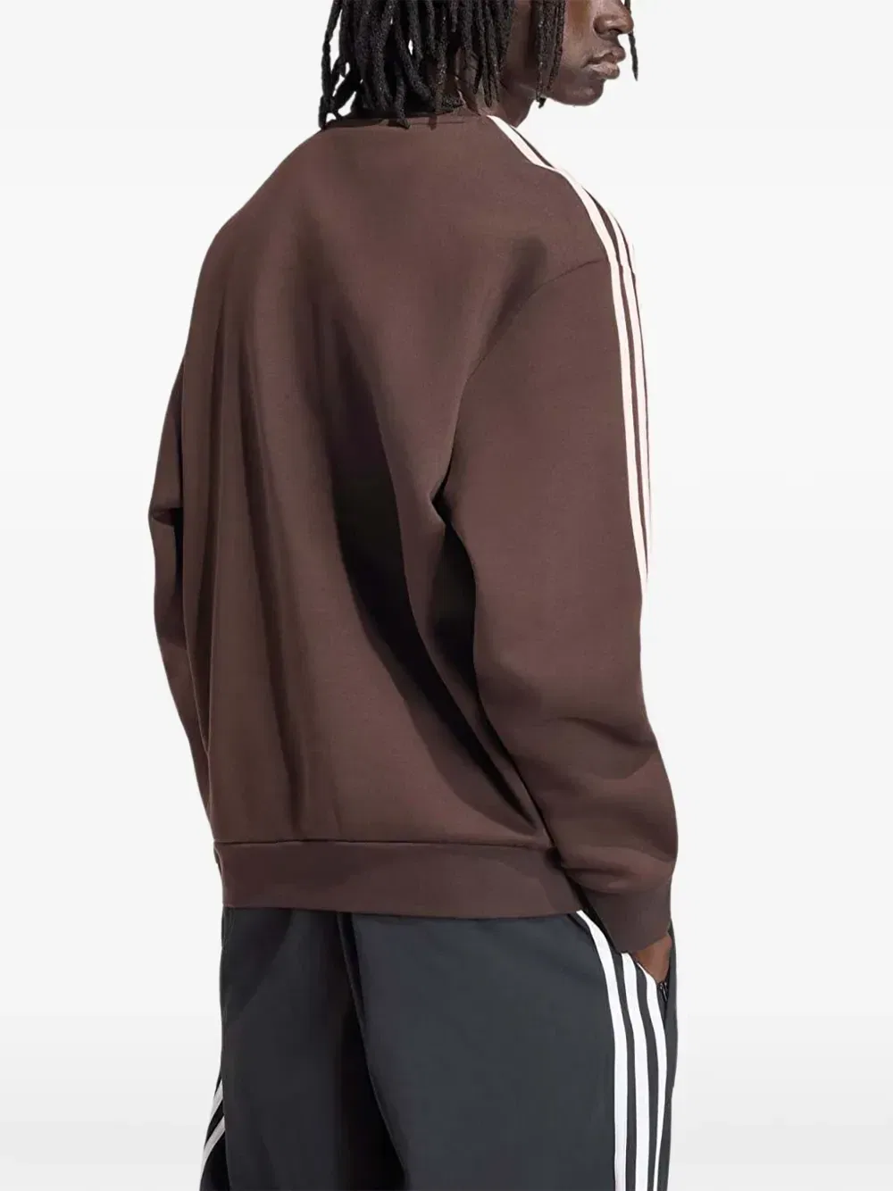 Свитшот adidas Adicolor с 3 полосками, коричневый — фото 3
