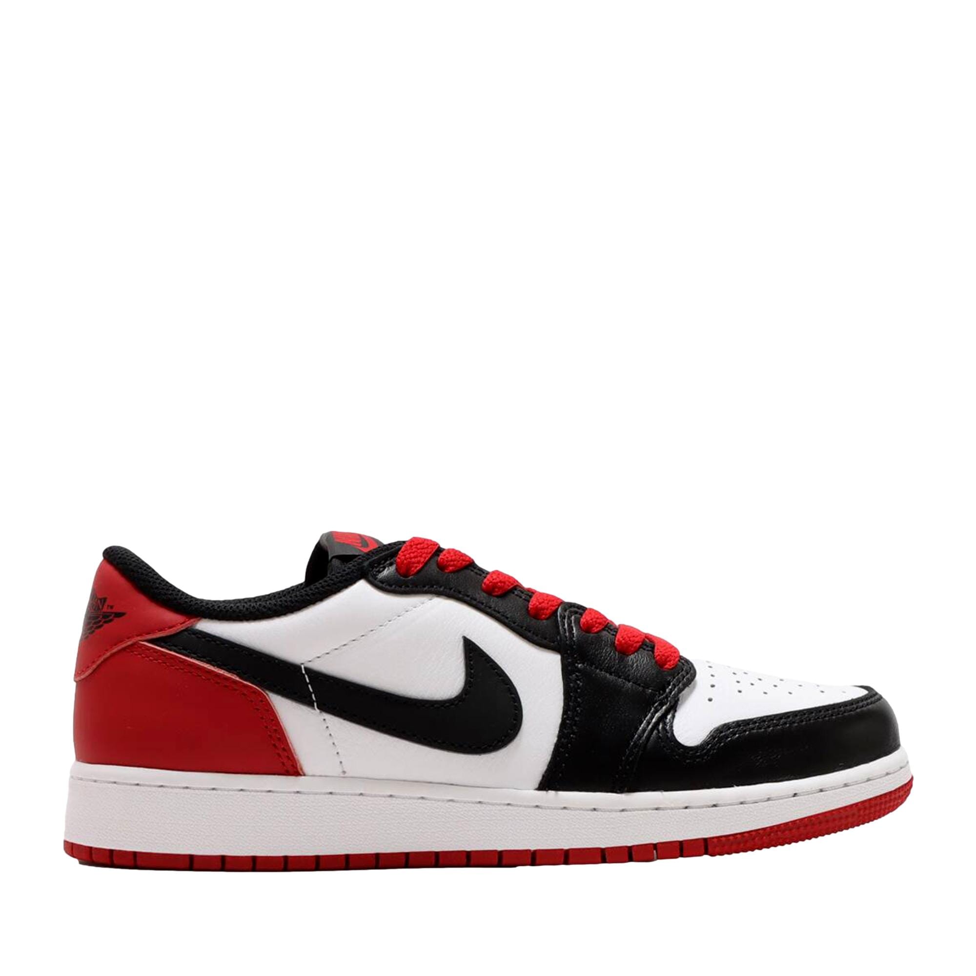 

Кроссовки Nike Air Jordan 1 Retro Low OG белые/черные - Varsity Red CZ0858-106 для начальной школы