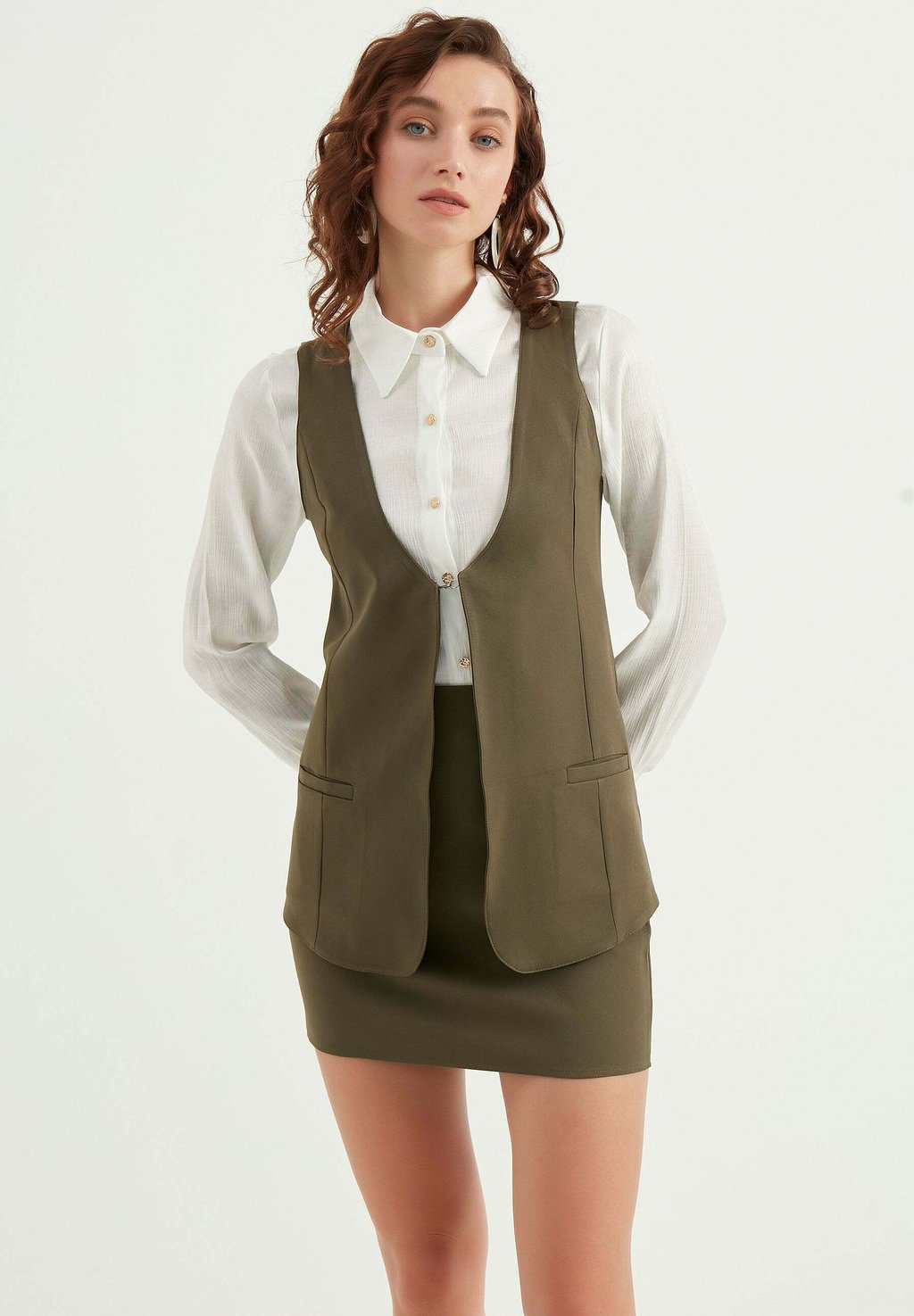 

Жилет SLEEVELESS WITH POCKETS Herita, хаки