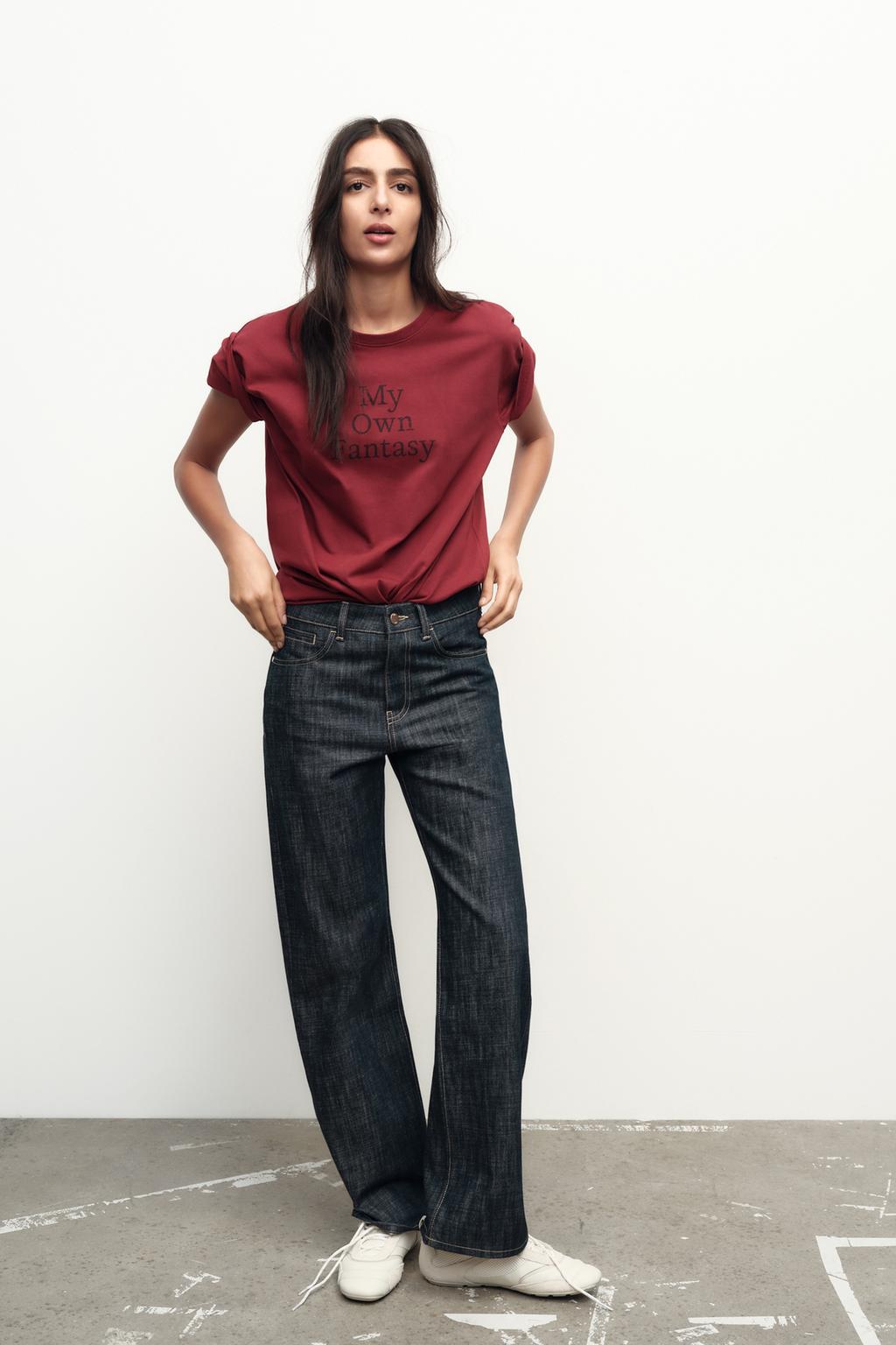 

Выцветшая футболка со слоганом ZARA, цвет Raspberry
