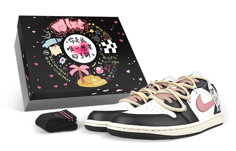 

Кроссовки Air Jordan 1 Vintage Basketball Shoes Women's Low-Top White/black/beige/pink