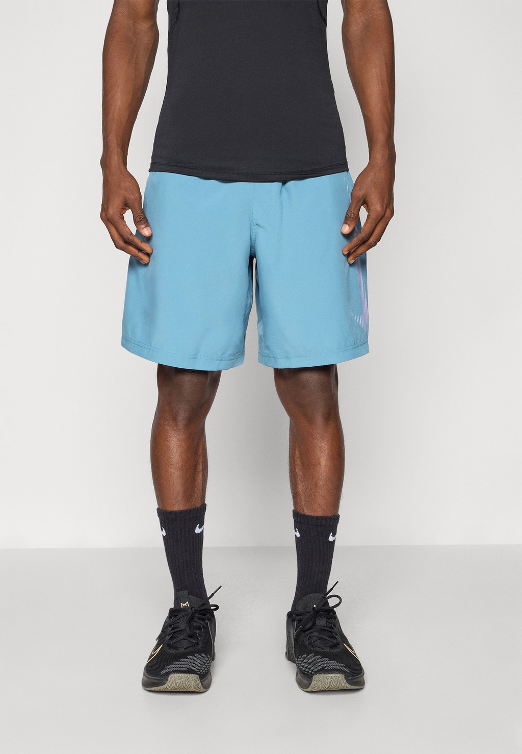 

Спортивные шорты FORM SHORT Nike Performance, синий