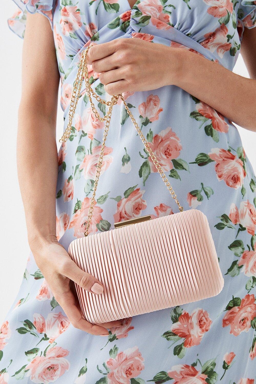 

Атласный клатч Brooke Dorothy Perkins, розовый