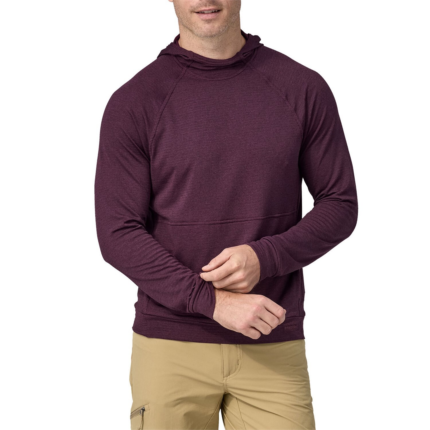 

Худи Patagonia Cap Thermal, цвет Night Plum/Obsidian Plum X-Dye