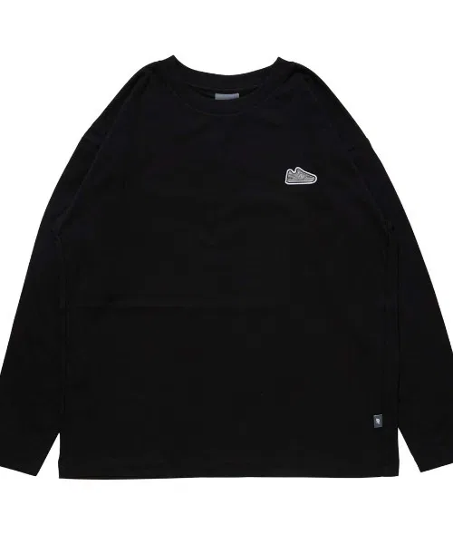 Детская футболка с длинным рукавом New Balance с нашивкой чёрная