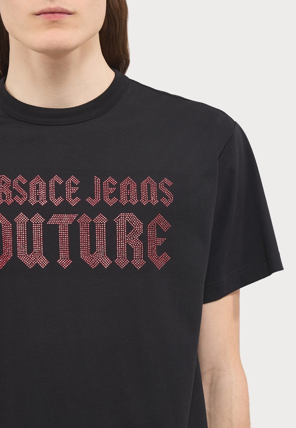 

Футболки с принтом LOGO GOTH STRASS Versace, черный