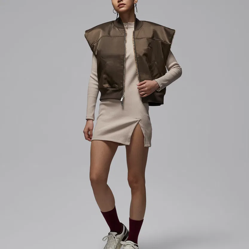 Куртка женская Brown Stand Collar Moderate Reversible Jordan — фото 3