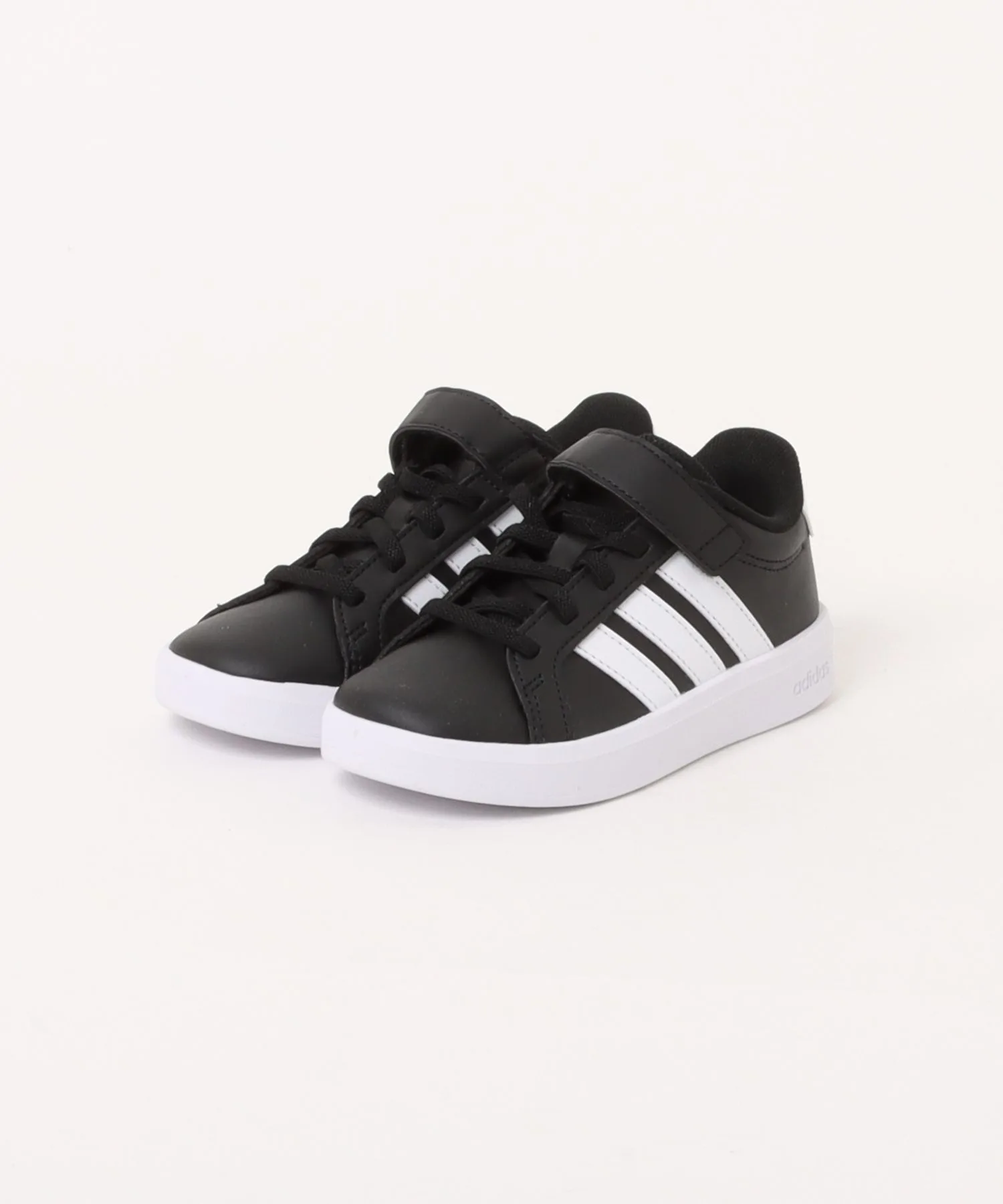 Кроссовки из синтетической кожи Grand Court 3.0 ELC adidas чёрно-белые