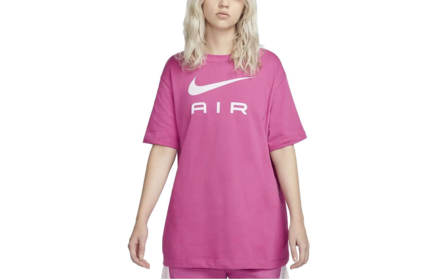 

Футболка женская фуксия Nike