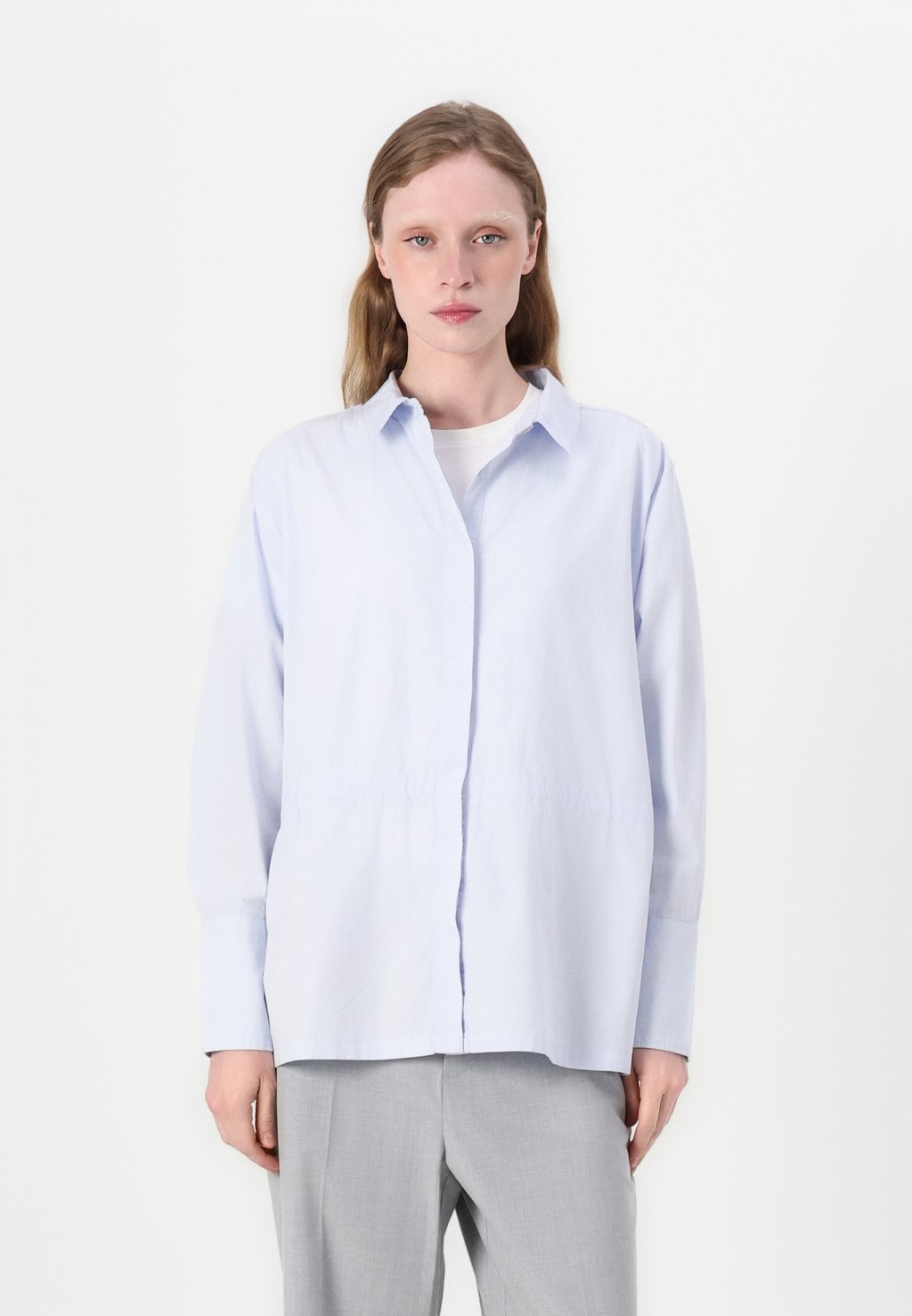 

Блузка на пуговицах DIBELLA STRING SHIRT BLANCHE, светло-голубой