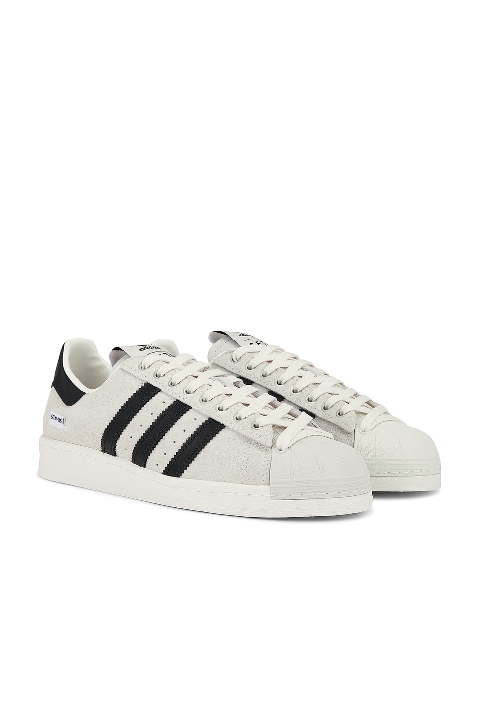 

Кроссовки Superstar 82 sftm Adidas By Song For The Mute, cream white, core black & off white