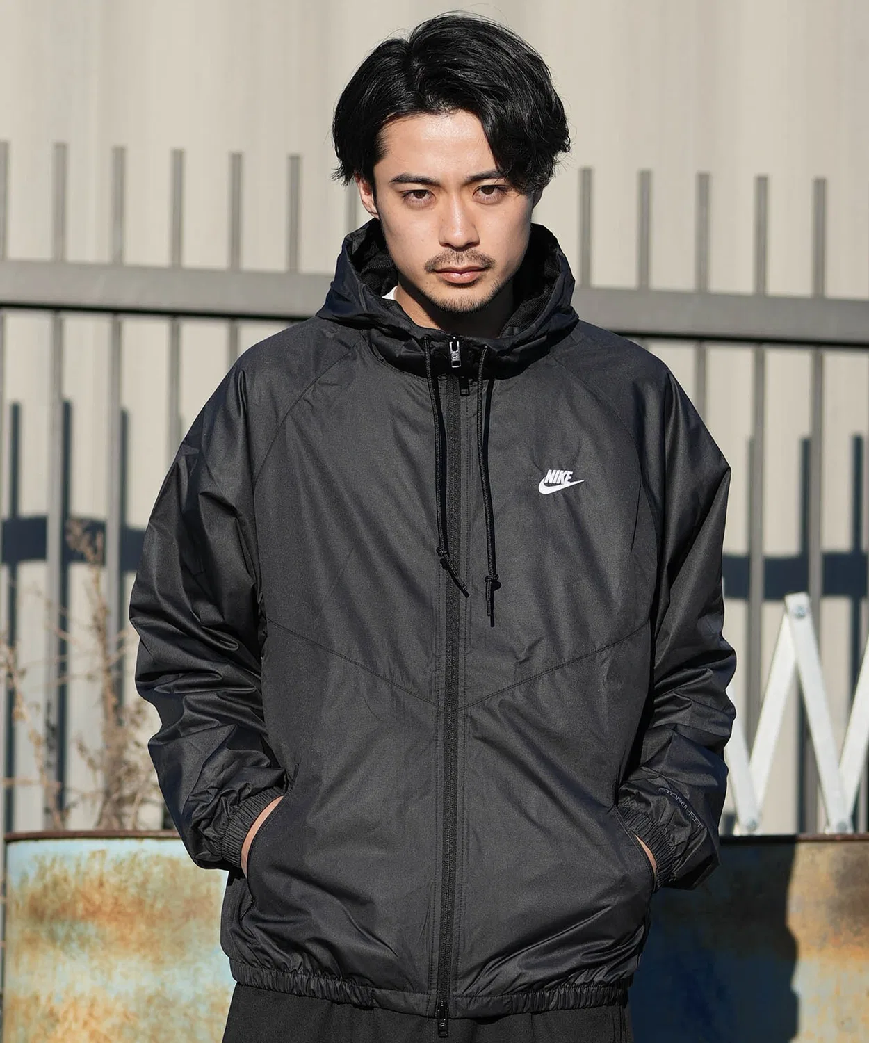 Куртка-ветровка Nike AS M NK WR LND JKT 26, чёрная