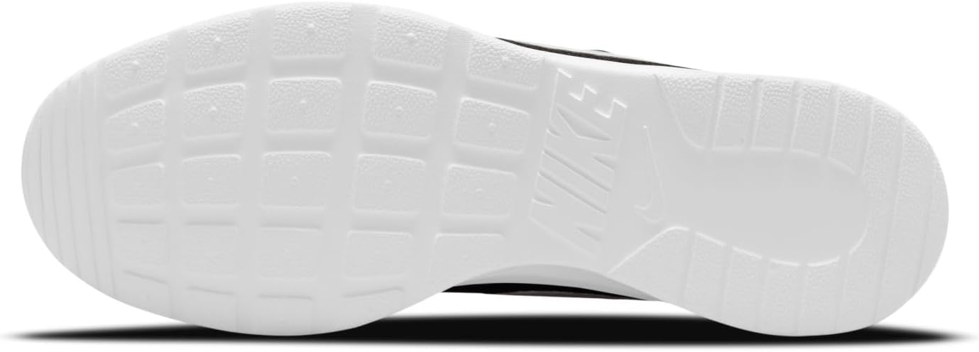 

Мужские кроссовки NIKE Tanjun, Black White Barely Volt Black