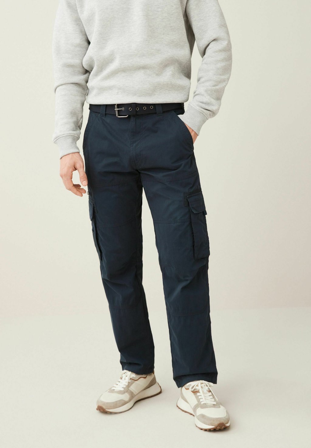 

Брюки-карго BELTED TECH CARGO TROUSERS RELAXED FIT Next, цвет navy blue