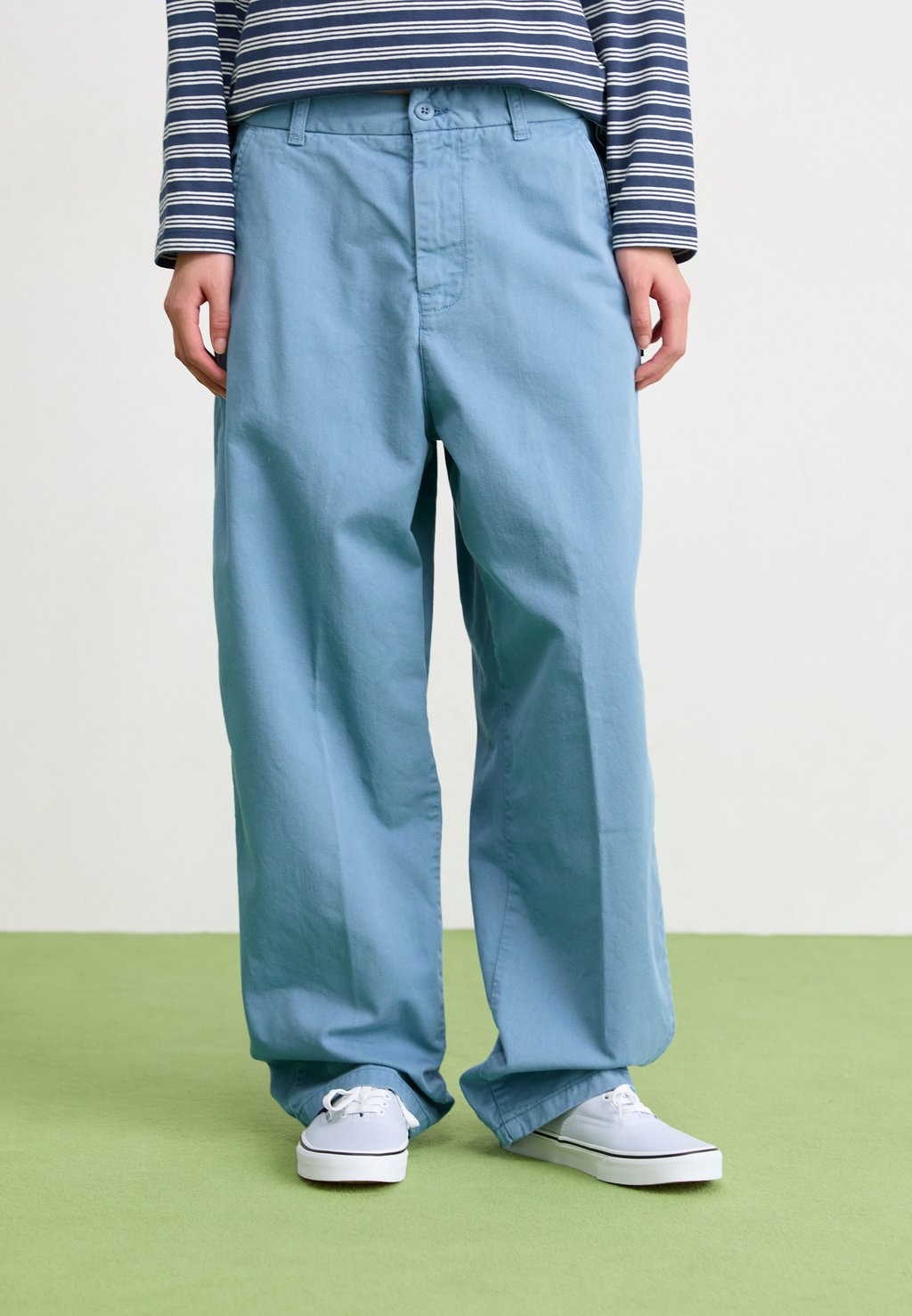 

Брюки BRADY PANT Carhartt WIP, синий