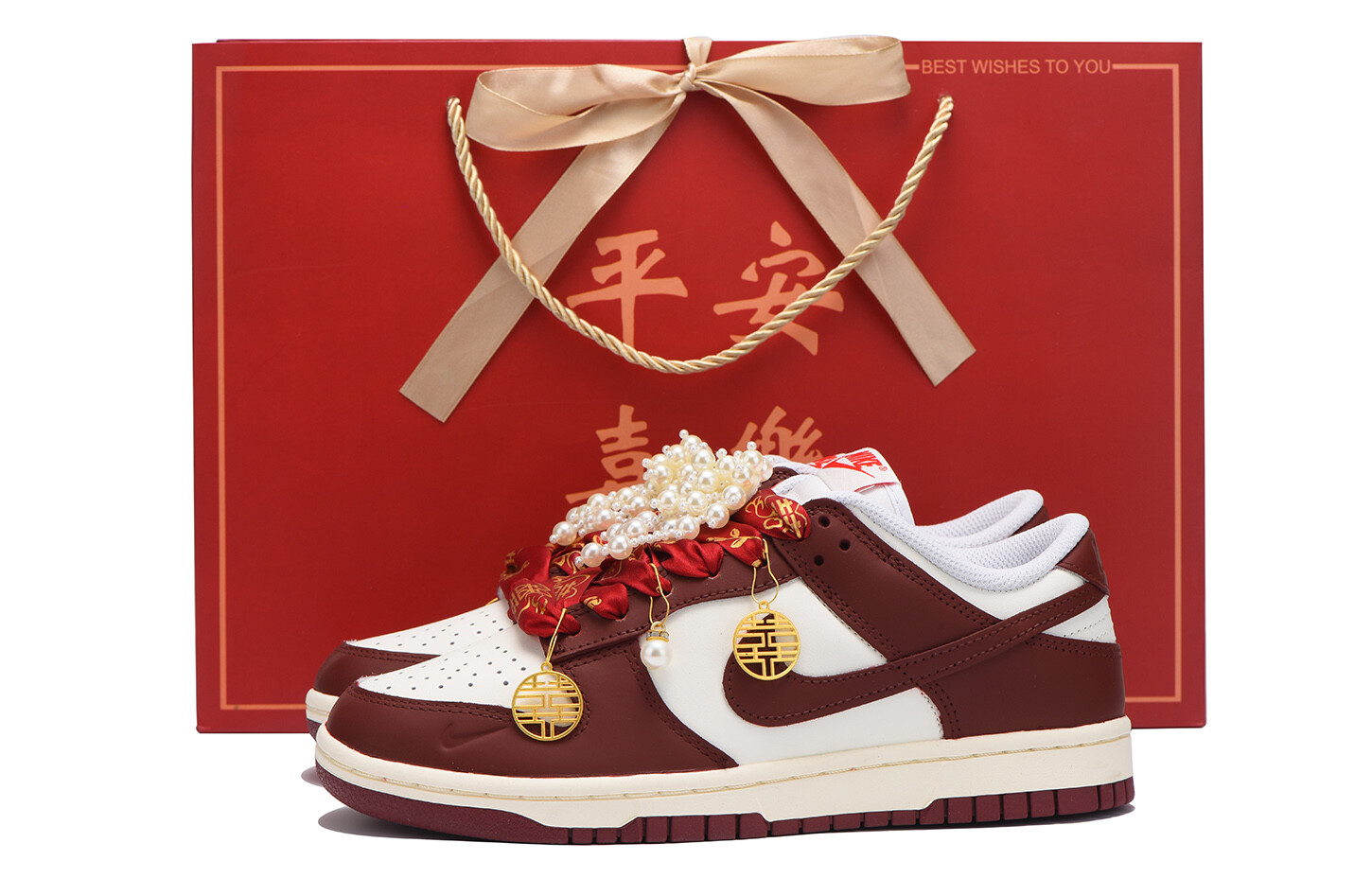 

Кроссовки для скейтбординга Dunk женские с низким верхом, белый/красный Nike
