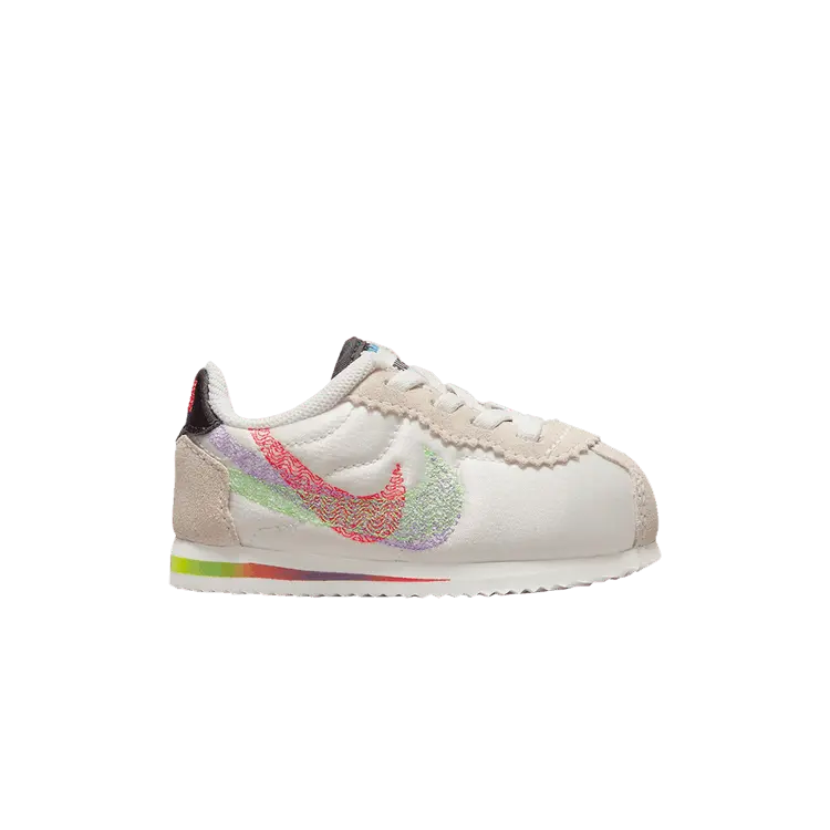

Кроссовки Nike Cortez TD 'Be True 2022', кремовый