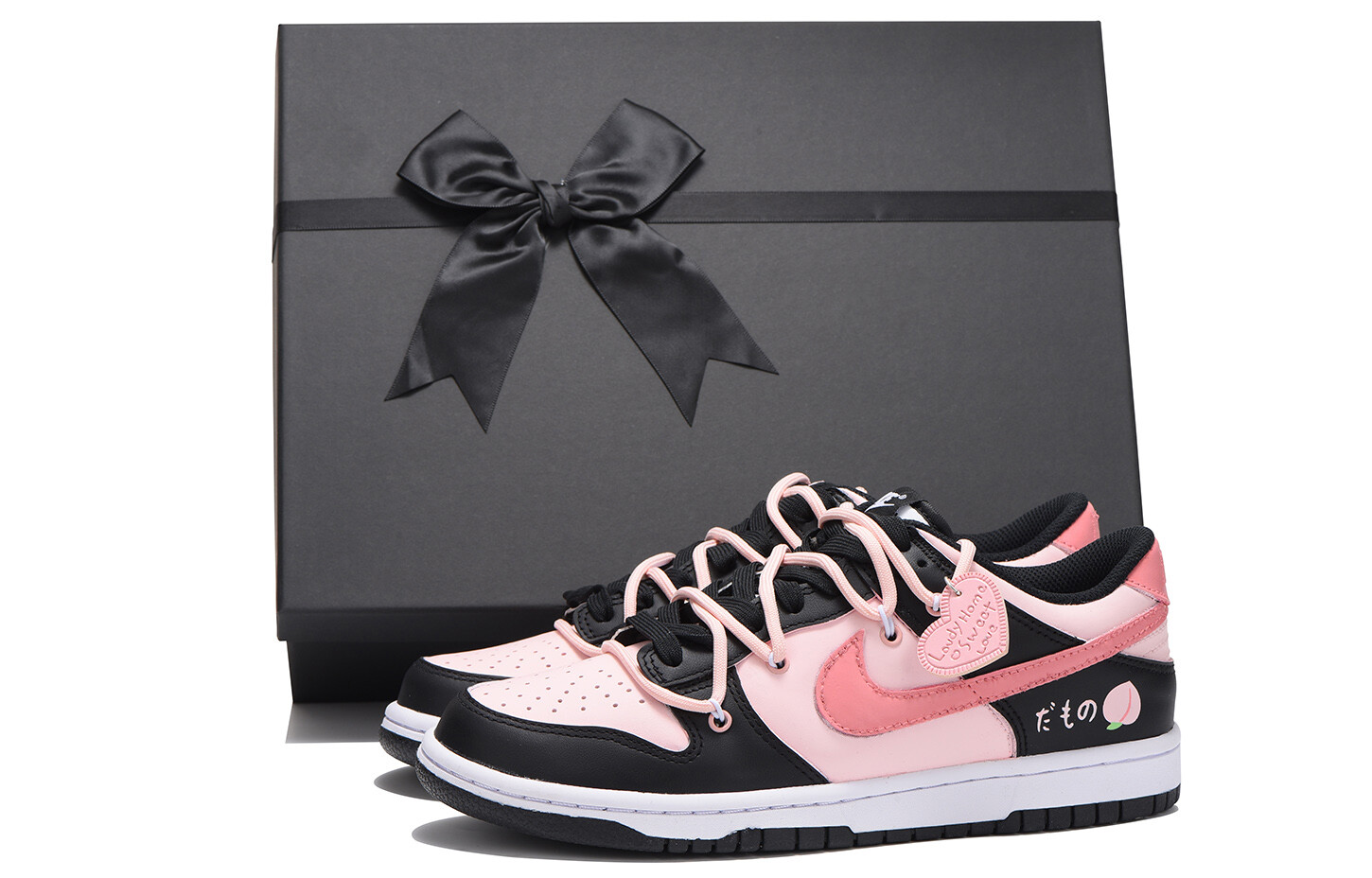 

Кроссовки Nike Dunk Skateboard Shoes Women's Low-Top Black